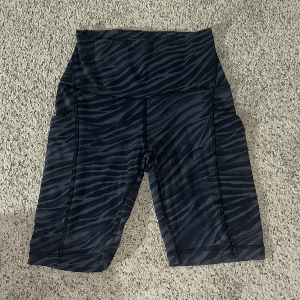lululemon biker shorts